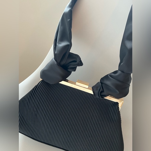 &Other Stories Party Pleated Satin Knot Handle Bag Pouch Bag - Picture 6 of 10